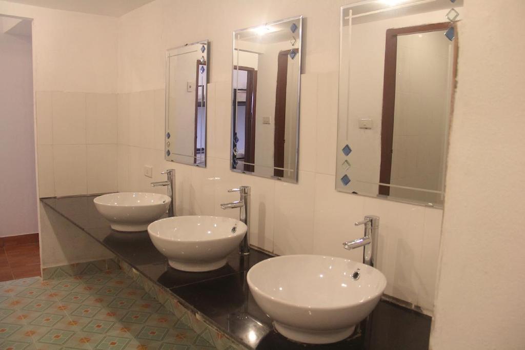 Lpq Backpackers Hostel Луанг Прабанг Стая снимка